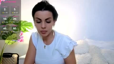 Emma online show from April 12, 8:22 pm