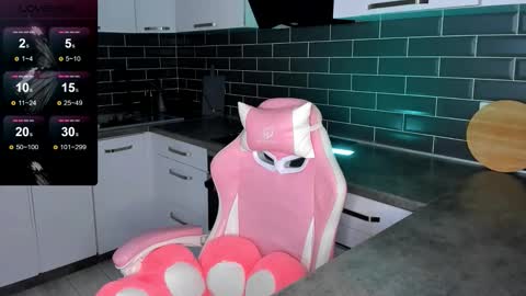 Emma online show from March 25, 6:44 pm