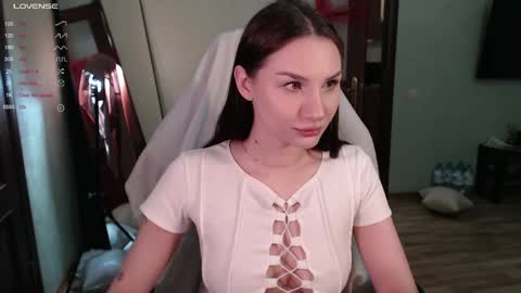 Emily online show from April 19, 6:32 pm