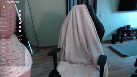 Emily online show from May 16, 4:17 pm