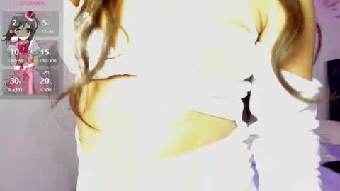 Emmie online show from October 11, 1:10 am