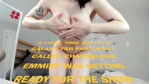 emmiep online show from October 26, 4:24 pm