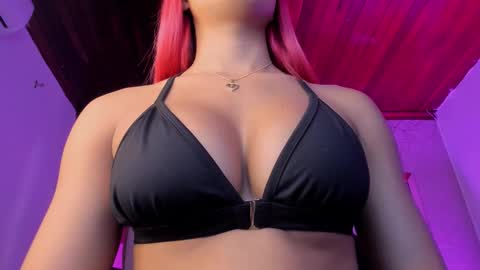    online show from March 24, 11:48 am