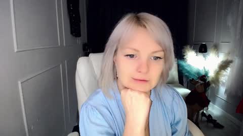 emmmam online show from January 9, 1:37 pm