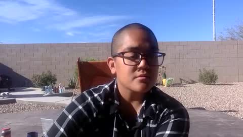 eM online show from February 26, 4:27 pm