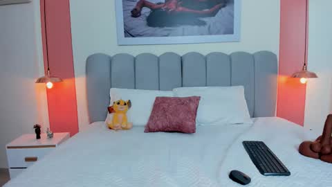 Emma online show from February 16, 11:54 am