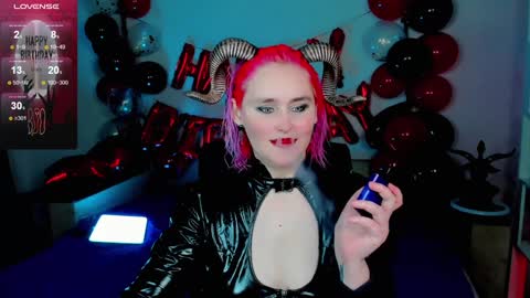 Snapshot of emmybrightj_ chatting on February 7, 1:15 am Emmy Bright     50  online show from February 7, 1:15 am