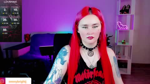 Snapshot of emmybrightj_ chatting on January 17, 12:31 am Emmy Bright     50  online show from January 17, 12:31 am