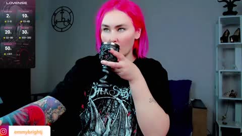 Snapshot of emmybrightj_ chatting on January 30, 3:11 am Emmy Bright     50  online show from January 30, 3:11 am