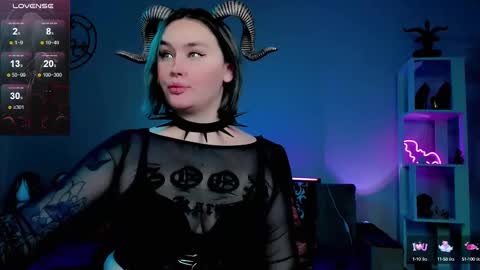 Snapshot of emmybrightj_ chatting on March 3, 12:12 am Emmy Bright     50  online show from March 3, 12:12 am