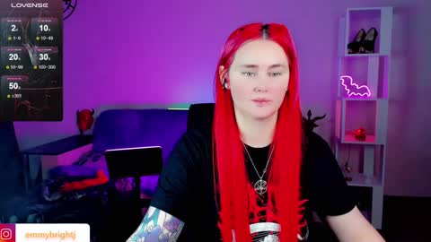 Snapshot of emmybrightj_ chatting on January 15, 12:41 am Emmy Bright     50  online show from January 15, 12:41 am