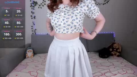 emmyflower online show from February 27, 5:04 pm