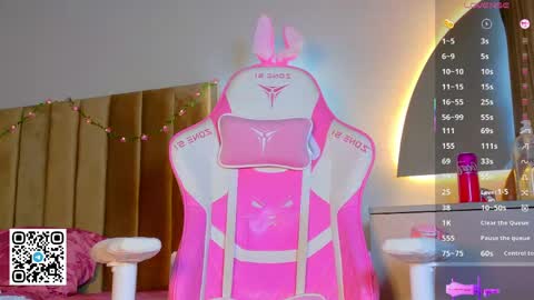 Emy kami online show from March 23, 10:21 am