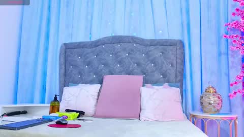 Emy online show from February 22, 11:24 am