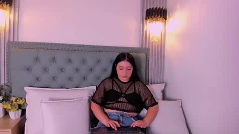 emymorgan online show from November 25, 11:34 am