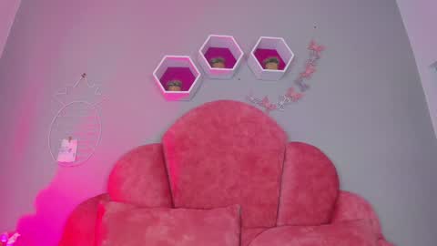  E N G E L  online show from February 7, 7:27 pm