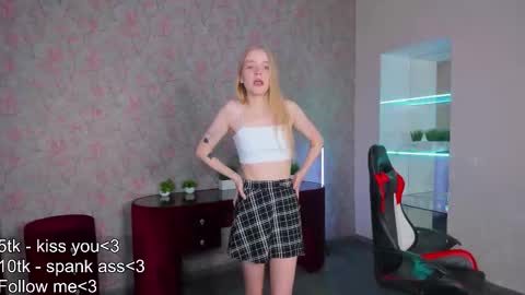 Erica online show from November 23, 9:22 am