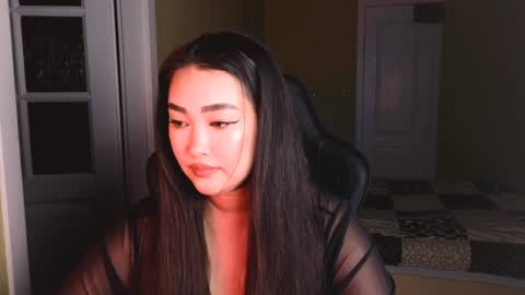 Erica Wayne online show from December 19, 3:08 pm