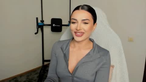 Riaaa online show from March 5, 6:15 pm