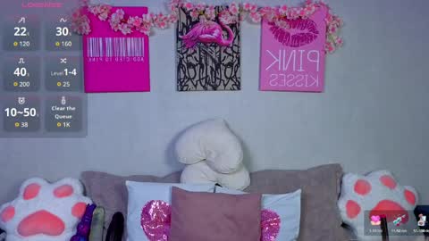 Erica online show from April 11, 11:25 am