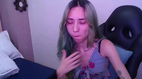 E R I K A - SAGITARIO..... online show from November 23, 3:57 pm