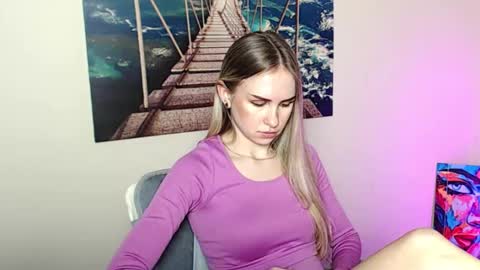 Erika online show from April 2, 1:41 pm