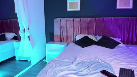 Goddes Eris online show from December 17, 7:51 pm