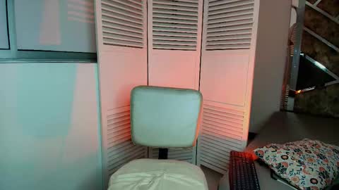 Eryx online show from November 14, 2:17 pm