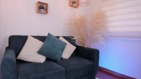 SCARLETT online show from October 20, 1:47 pm