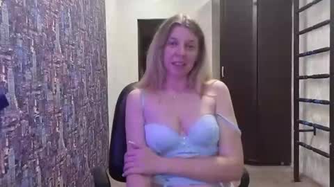 esma347866 online show from July 16, 7:51 pm