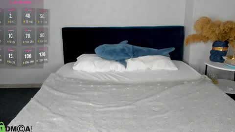 Esme Runn online show from June 16, 3:18 am