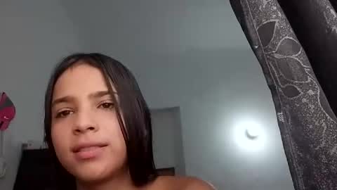 esmeralda_collins501239 online show from April 24, 3:37 pm