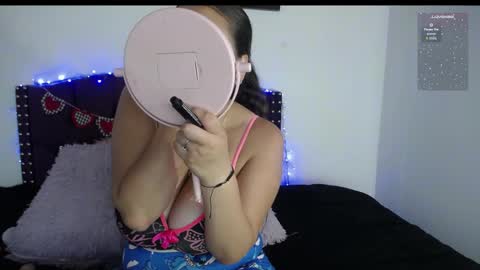 Esmeralda online show from April 10, 12:00 pm