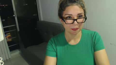 Juliana online show from December 24, 12:00 am