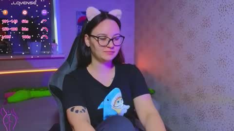 EsterPlayful online show from September 18, 7:07 am