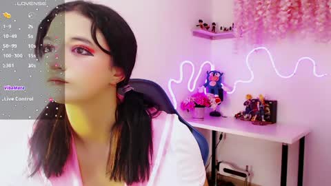 Moon online show from May 18, 9:10 pm