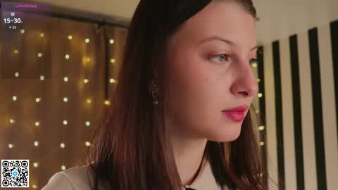 Elsa online show from November 25, 6:09 pm