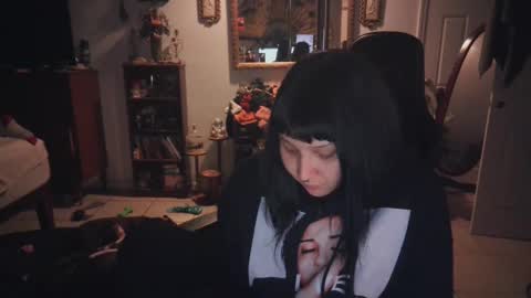 etherealhazy online show from December 15, 1:24 am