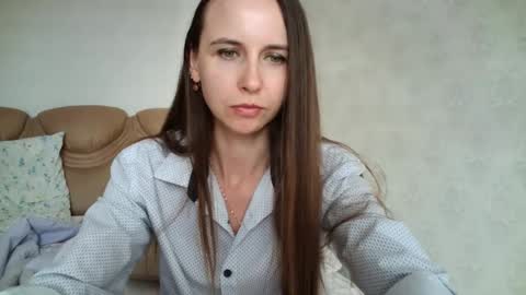 eva00186 online show from October 6, 11:05 am