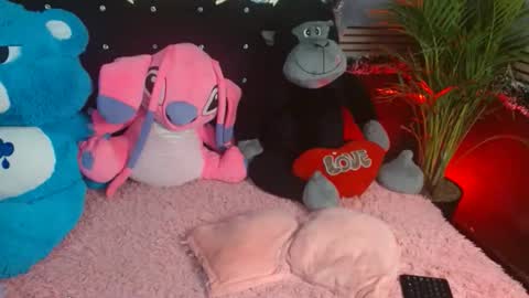 eva_06 online show from December 2, 12:01 am