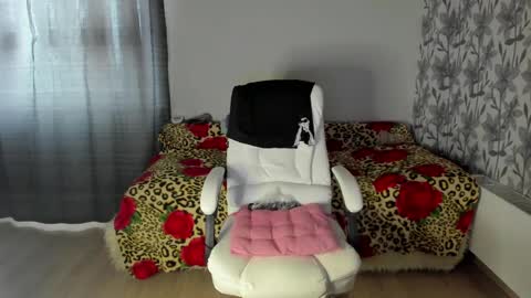 Eva online show from April 16, 12:11 am