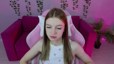 Eva online show from June 8, 1:28 am