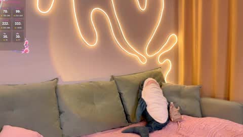 Eva online show from April 16, 1:28 am