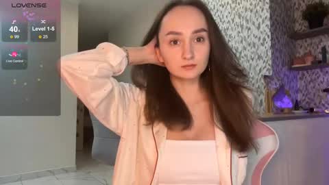 Snapshot of eva_elfis chatting on March 2, 9:08 pm Eva  online show from March 2, 9:08 pm