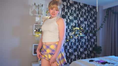 Eva online show from April 1, 1:41 pm