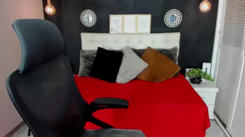 eva_hot_1 online show from September 10, 1:44 pm