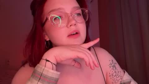 eva_kittenn online show from March 7, 3:08 pm