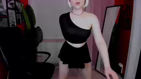 Eva online show from October 8, 4:22 pm