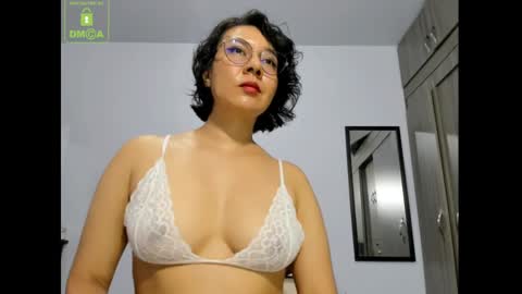 Eva online show from December 23, 3:01 pm