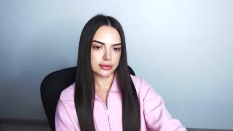 Eva online show from November 20, 3:02 pm